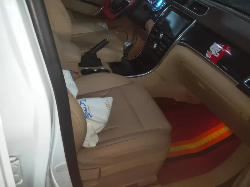 Haval H2 2015 #19 Haval H2 2015 car image #19