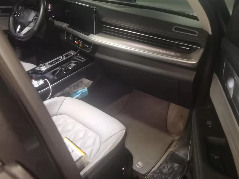 Volkswagen Tavendor 2023 car image #19