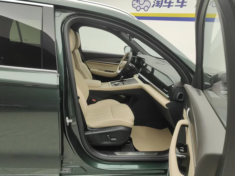 GEELY Monjaro MHEV 2024 car image #19