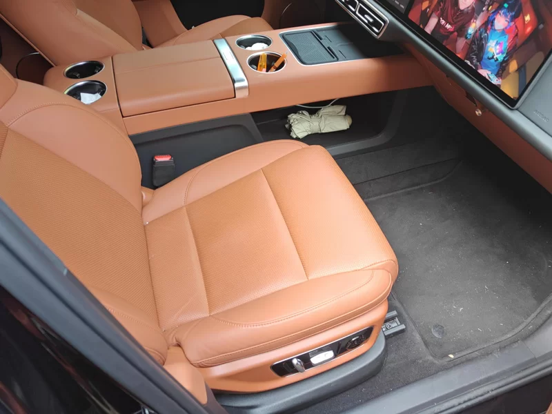 Li L8 2024 изображение автомобиля #19