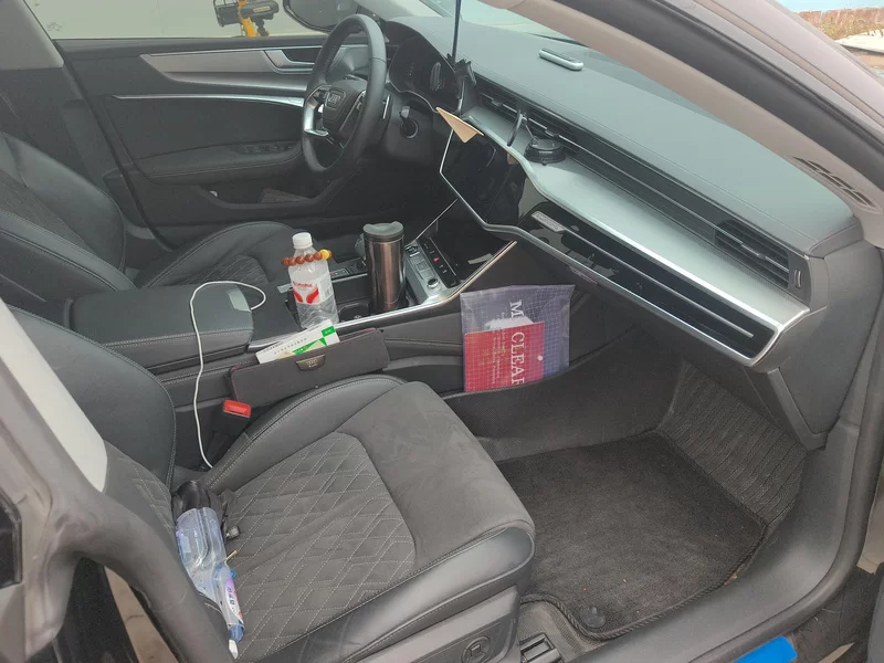 Audi A7L 2024 car image #19