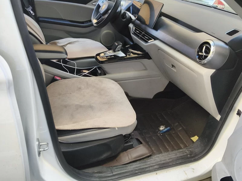 BYD Yuan 2021 car image #19