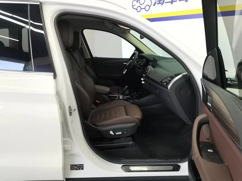 Volkswagen Bora Classic 2021 immagine di auto #19