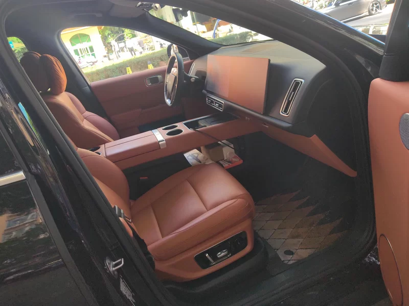 Li L8 2024 imagen de coche #19