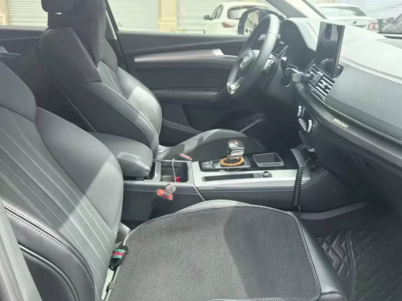 Audi Q5L Sportback 2022 car image #19