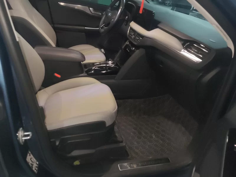 Ford Escape 2020 immagine di auto #19