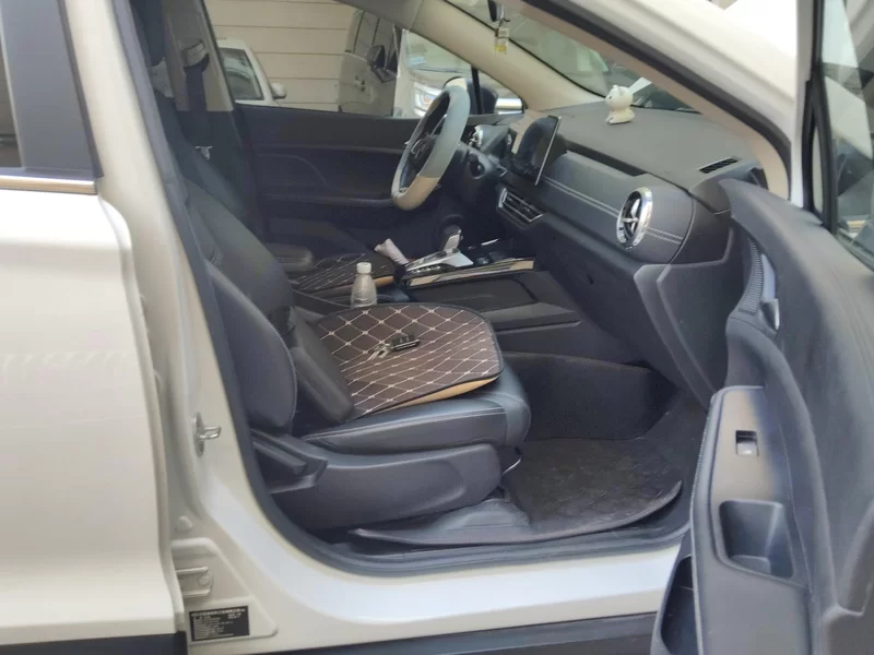 BYD Yuan New Energy 2021 car image #19