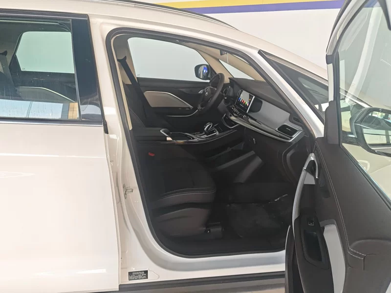 GEELY JiaJi 2025 car image #19