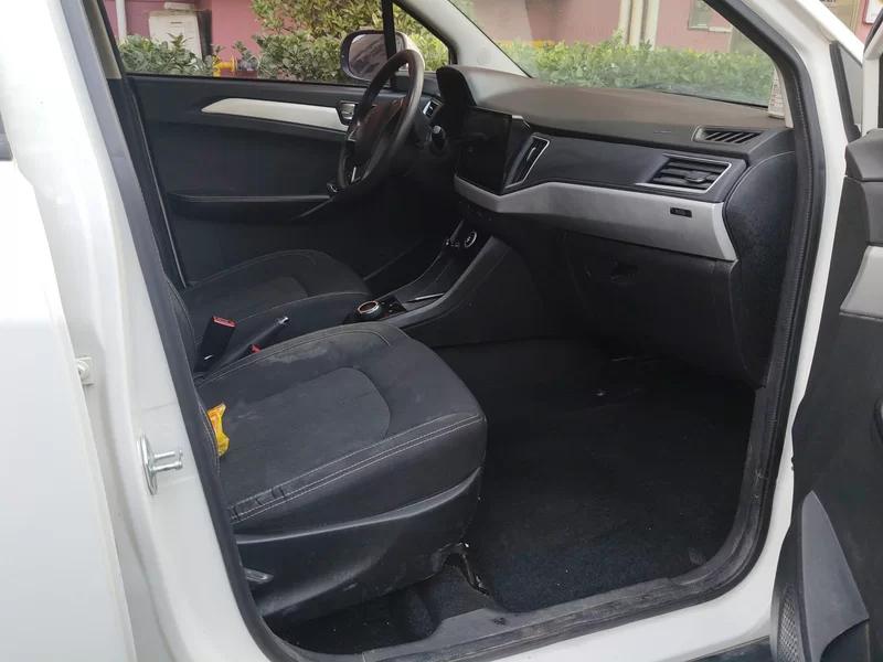 哪吒汽车 哪吒N01 2020 汽车图片 #19