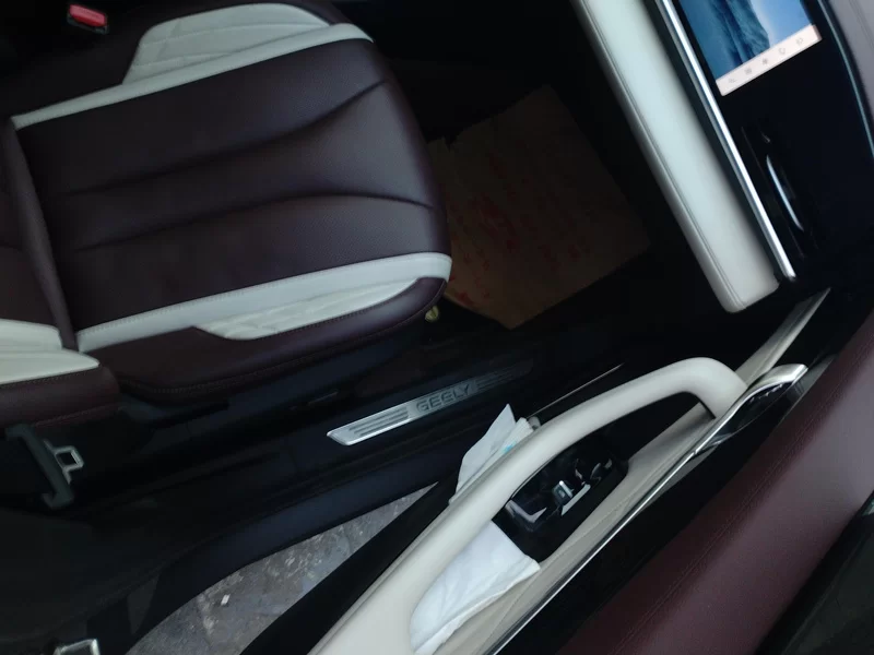 GEELY Monjaro MHEV 2023 #19 GEELY Monjaro MHEV 2023 car image #19