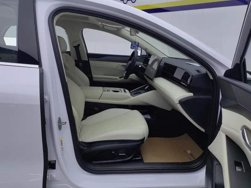 BYD Qin L 2025 #19 BYD Qin L 2025 car image #19