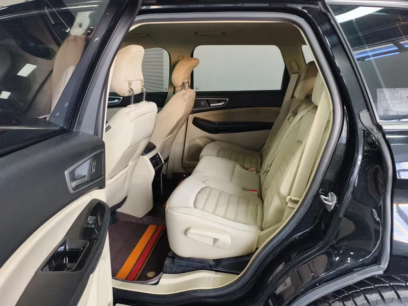 Ford Edge 2019 изображение автомобиля #19