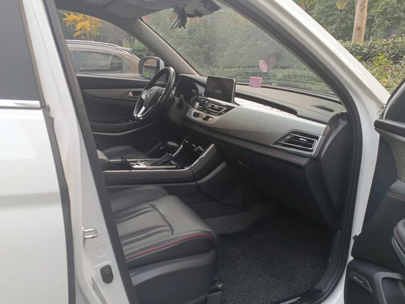 长安 长安CS75 2018 #19 长安 长安CS75 2018 汽车图片 #19