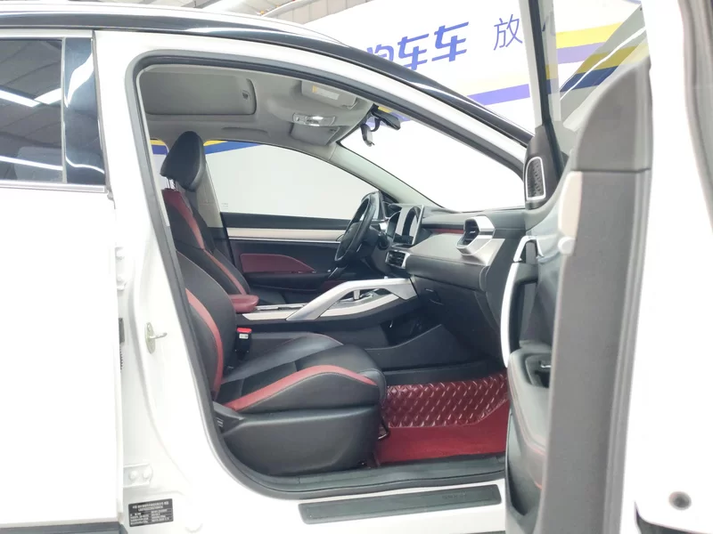 GEELY Coolray 2022 car image #19
