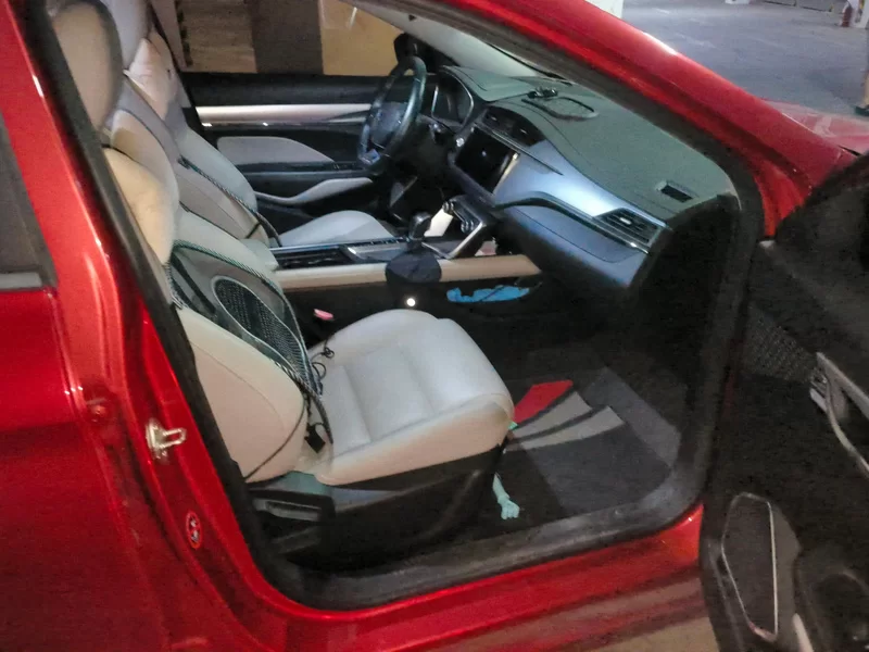 GEELY Binray 2018 car image #19