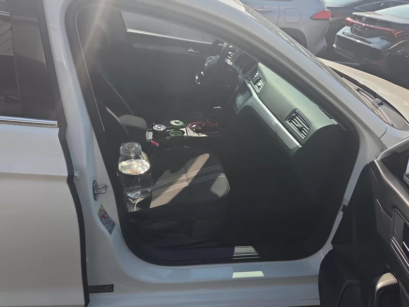 Volkswagen Lamando 2017 immagine di auto #19