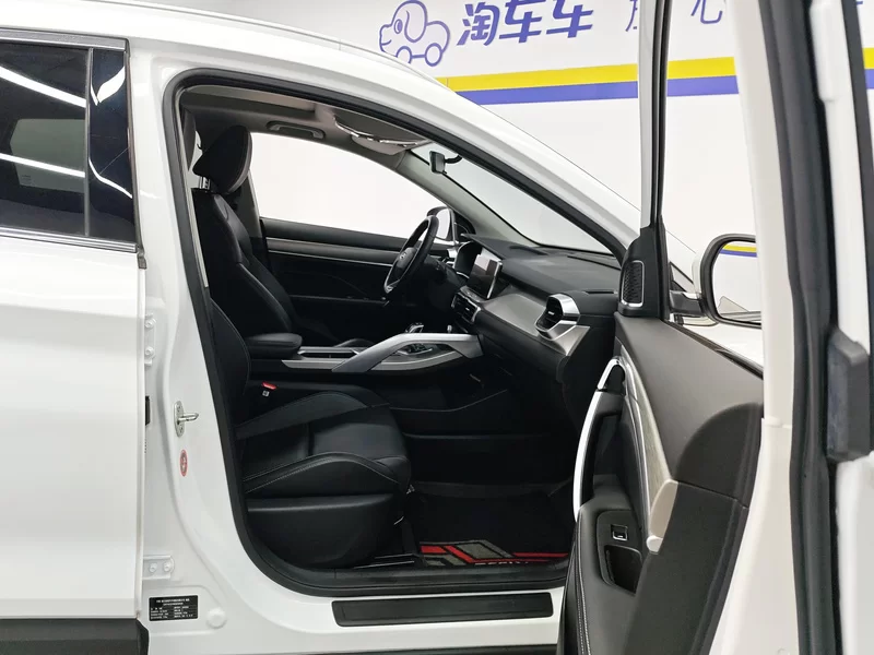 GEELY Coolray 2020 #19 GEELY Coolray 2020 car image #19