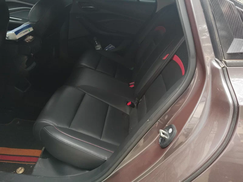5 2022 imagen de coche #19