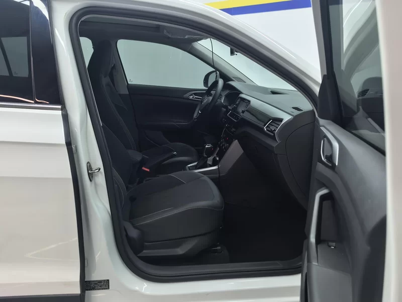 Volkswagen T-Cross 2019 #19 Volkswagen T-Cross 2019 car image #19