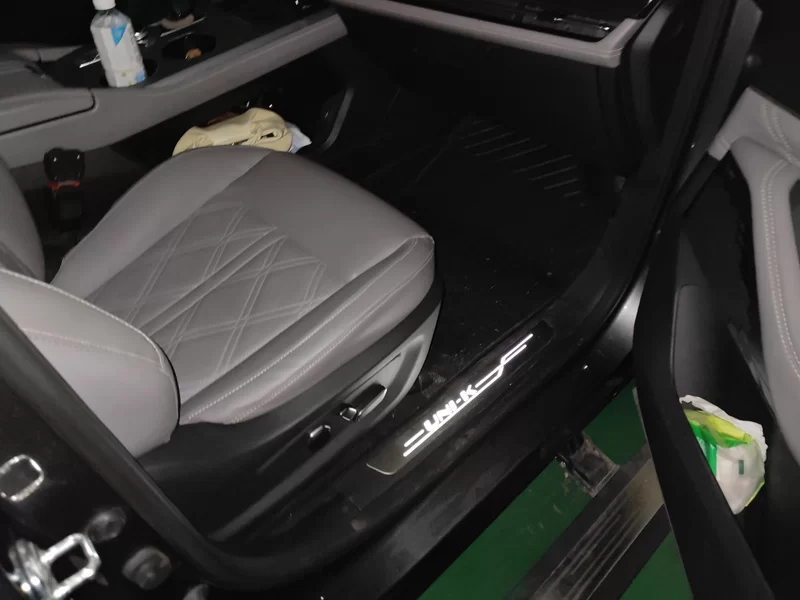 Changan UNI-K iDD 2023 car image #19