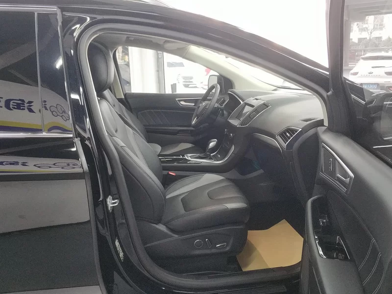 Ford Edge 2019 car image #19