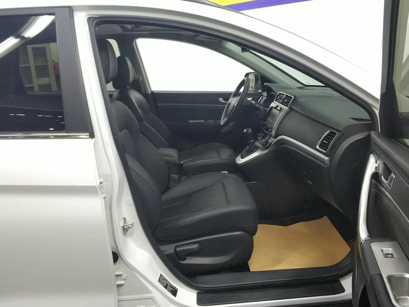 Haval M6 2020 #19 Haval M6 2020 صورة سيارة #19