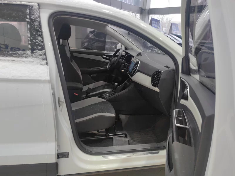 Jetta VS7 2024 car image #19