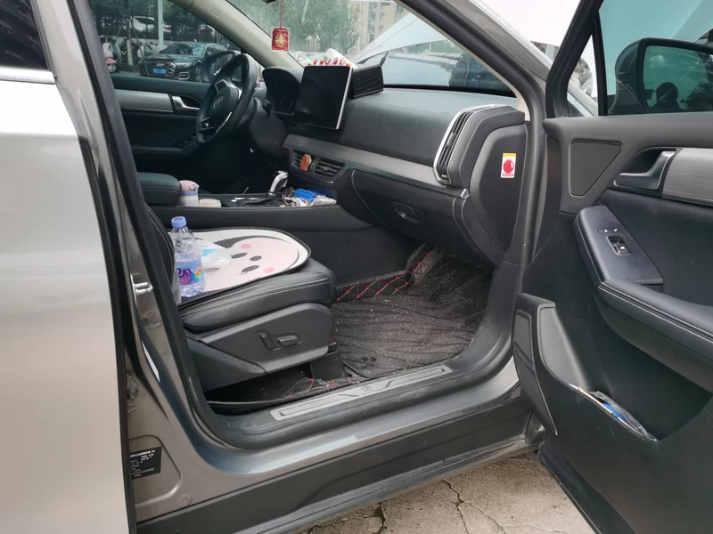 BYD Tang 2018 #19 BYD Tang 2018 car image #19