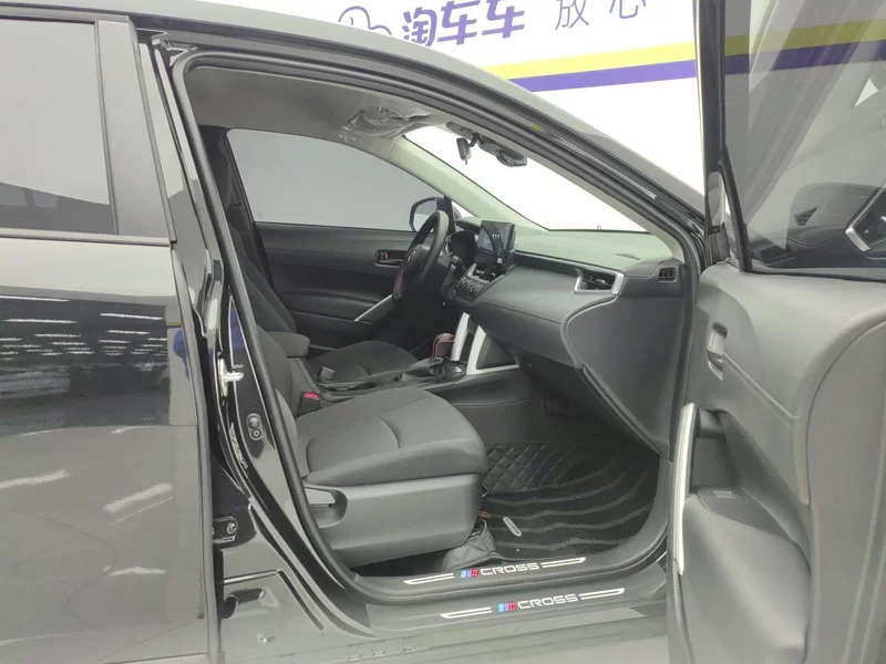 Toyota 2025 car image #19