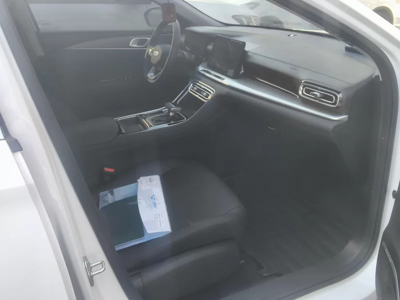 GEELY Emgrand 2025 car image #19