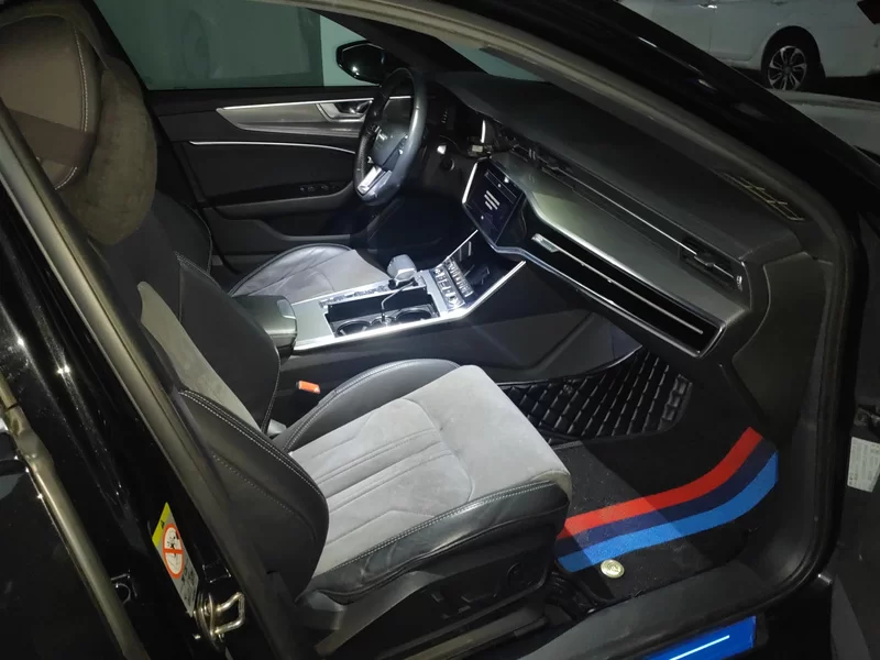 Audi A6L 2020 car image #19
