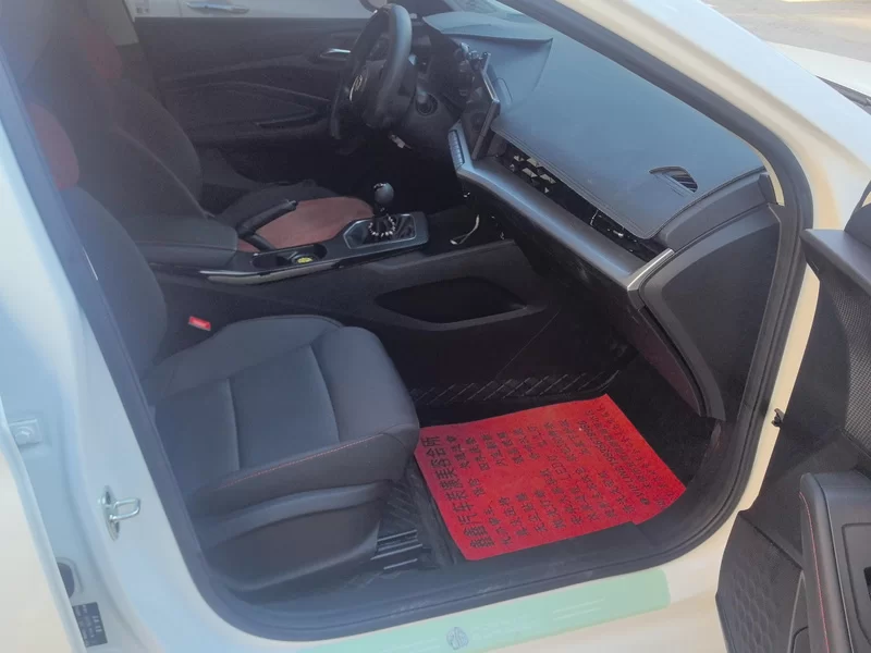 MG5 2025 汽车图片 #19