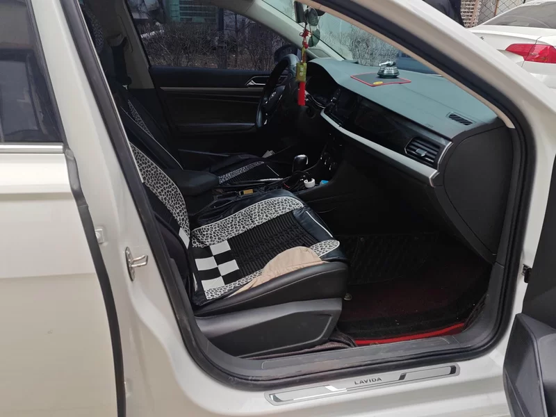 Volkswagen Lavida 2019 #19 Volkswagen Lavida 2019 car image #19