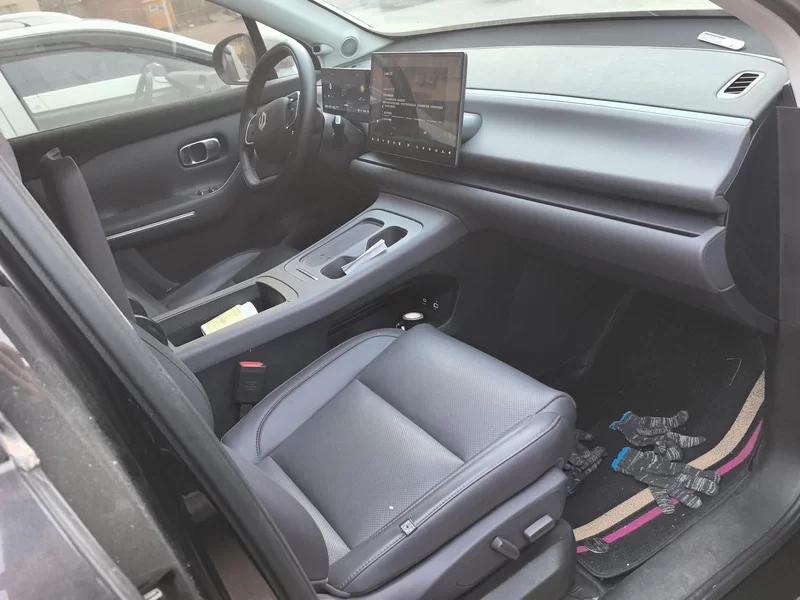 零跑汽车 零跑C16 2024 汽车图片 #19