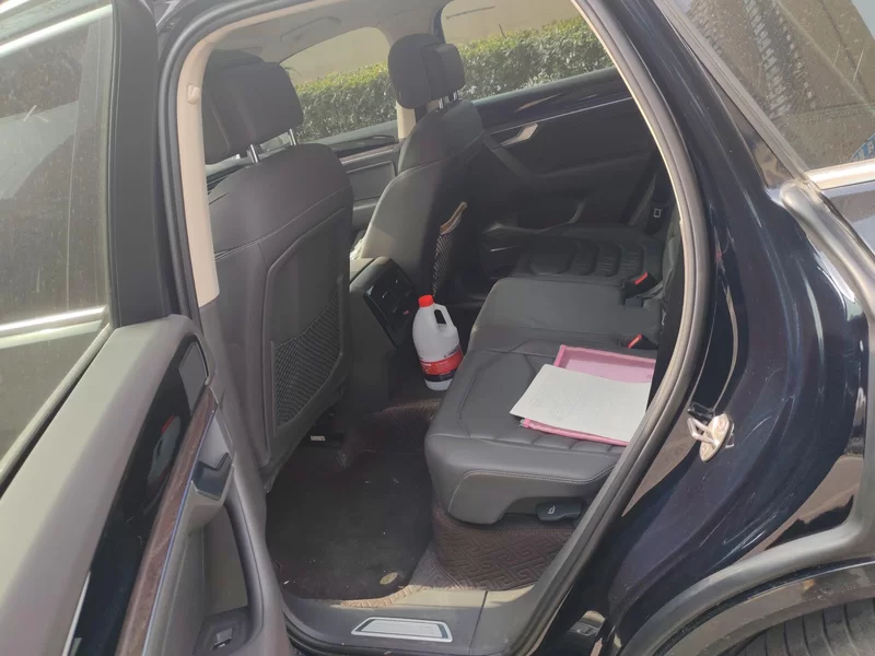 Volkswagen Touareg 2021 car image #19