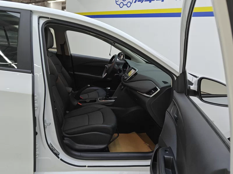 Chevrolet Cavalier 2018 car image #19