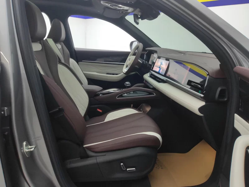 GEELY Monjaro 2024 car image #19
