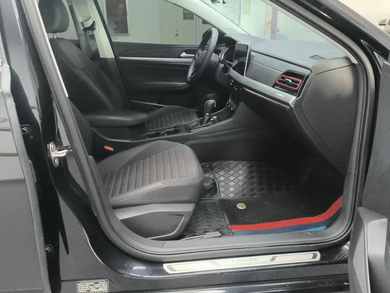 Volkswagen Lavida 2024 car image #19