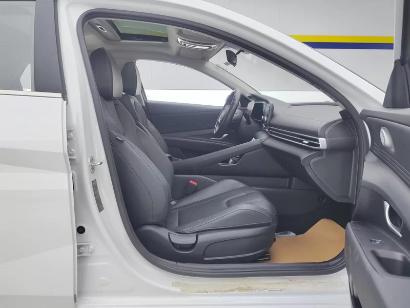 Hyundai Elantra 2024 #19 Hyundai Elantra 2024 car image #19