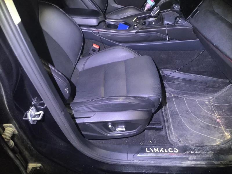 Lynk & Co 01 2022 car image #19