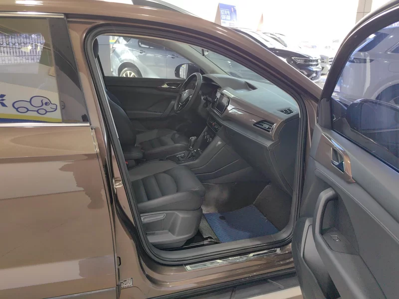 Volkswagen Tharu 2019 #19 Volkswagen Tharu 2019 car image #19
