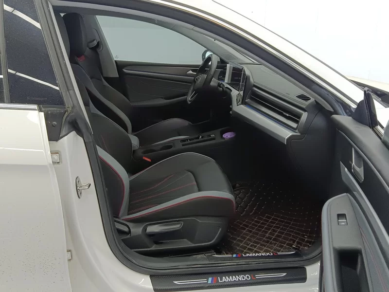 Volkswagen Lamando 2023 car image #19