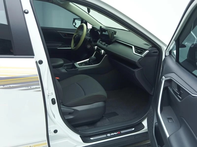 Toyota RAV4 2024 imagen de coche #19