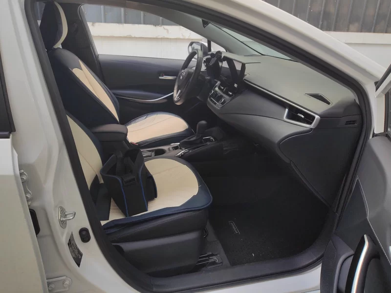 Toyota Corolla 2024 car image #19