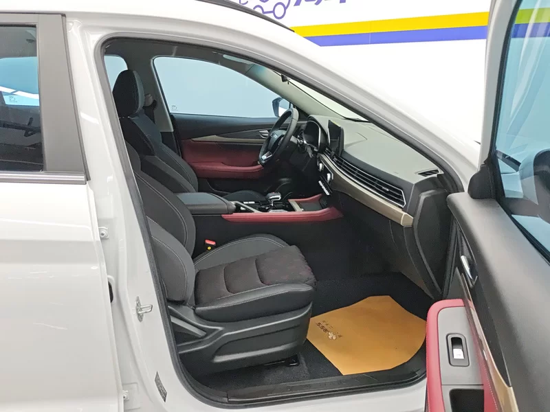 X70 2023 #19 X70 2023 car image #19