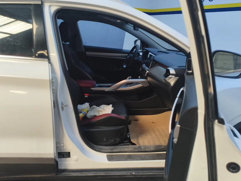 GEELY Coolray 2021 car image #19