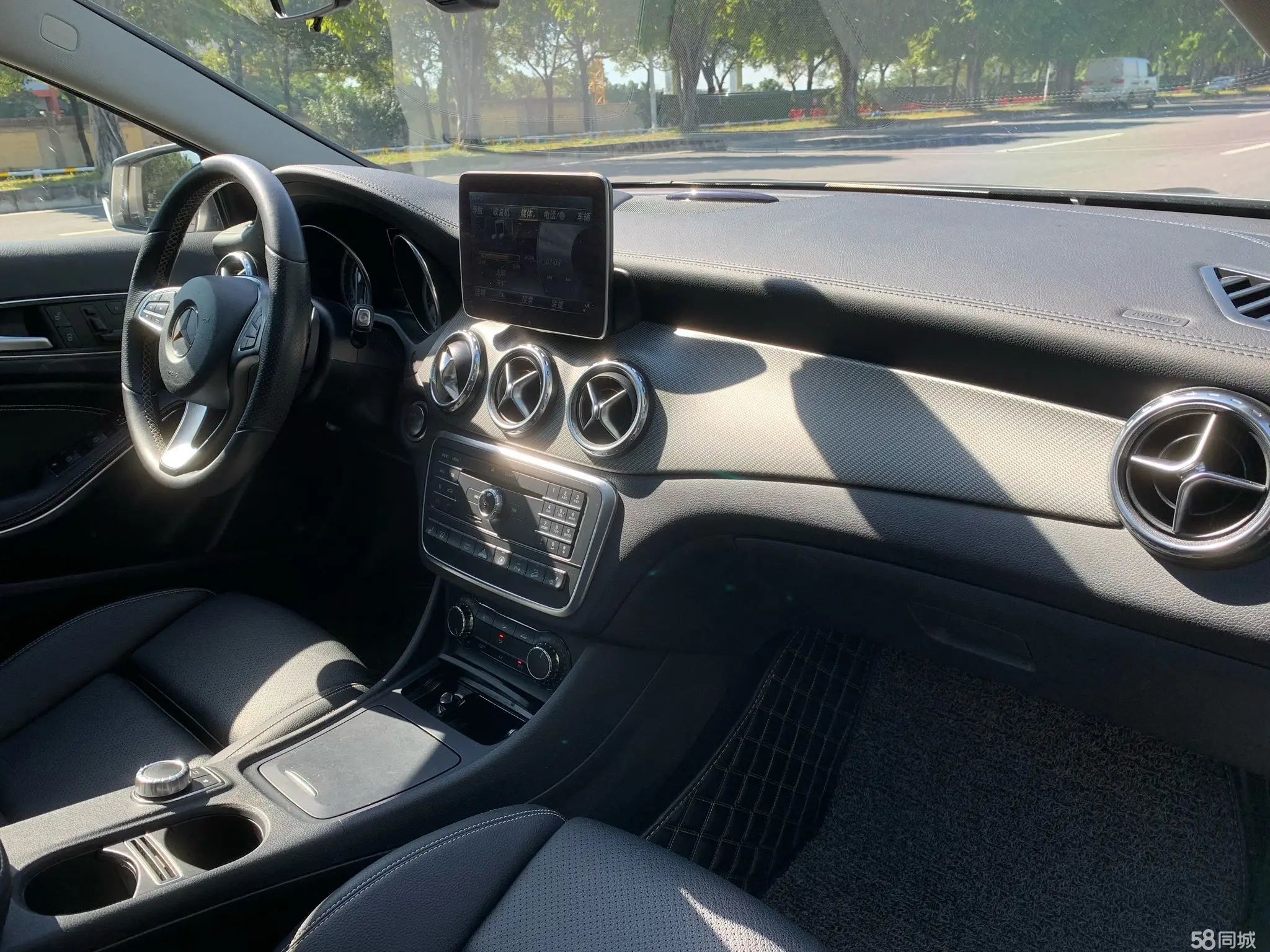 奔驰 奔驰GLA 2017 汽车图片 #19