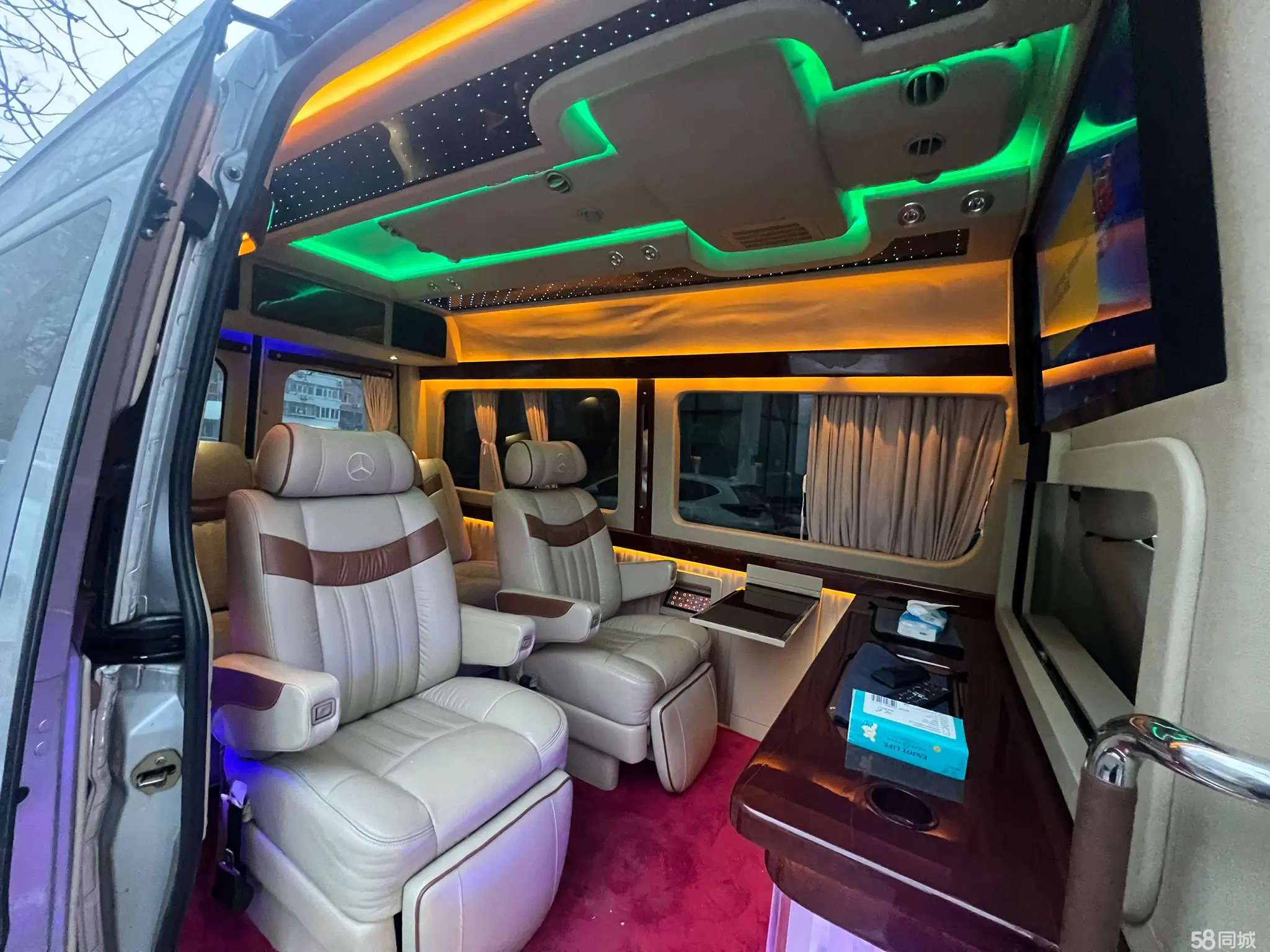 Mercedes-Benz Sprinter 2014 car image #19