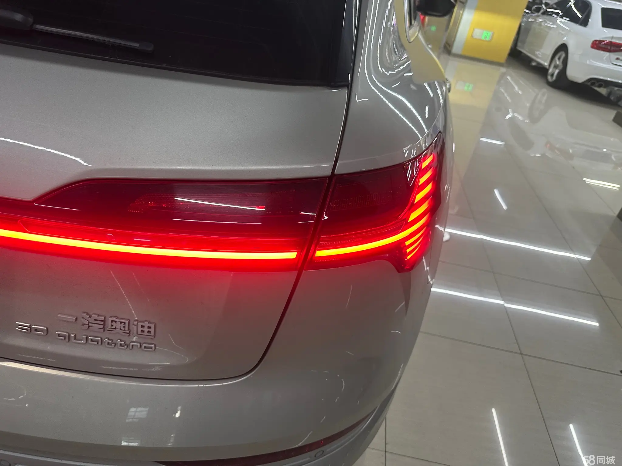 Mercedes-Benz SLK AMG 2022 #19 Mercedes-Benz SLK AMG 2022 صورة سيارة #19