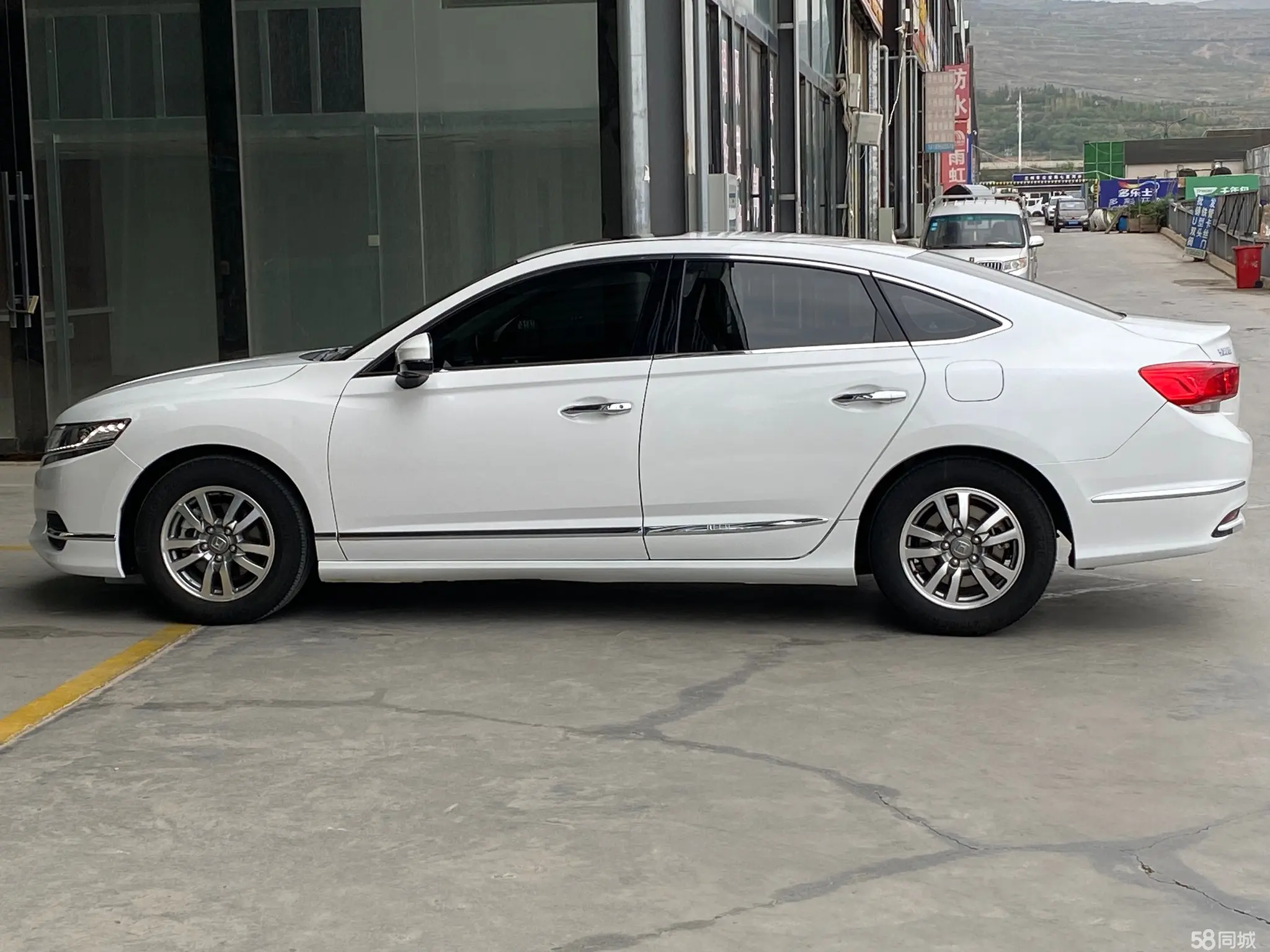 Honda Spirior 2018 imagem de carro #19